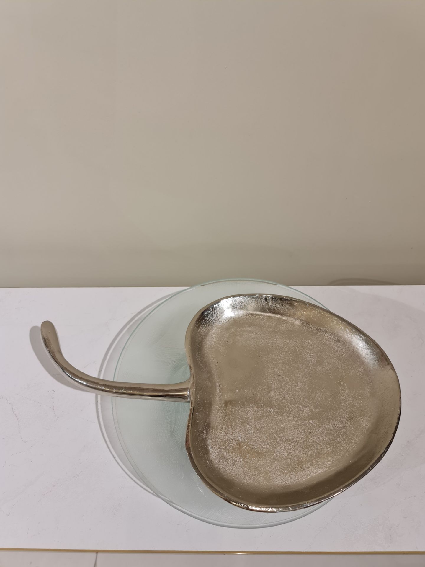 ظرف گیلاس تخت