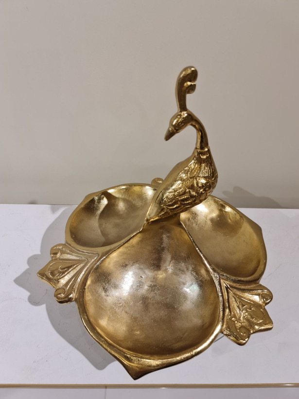 نقل خوری طرح طاووس